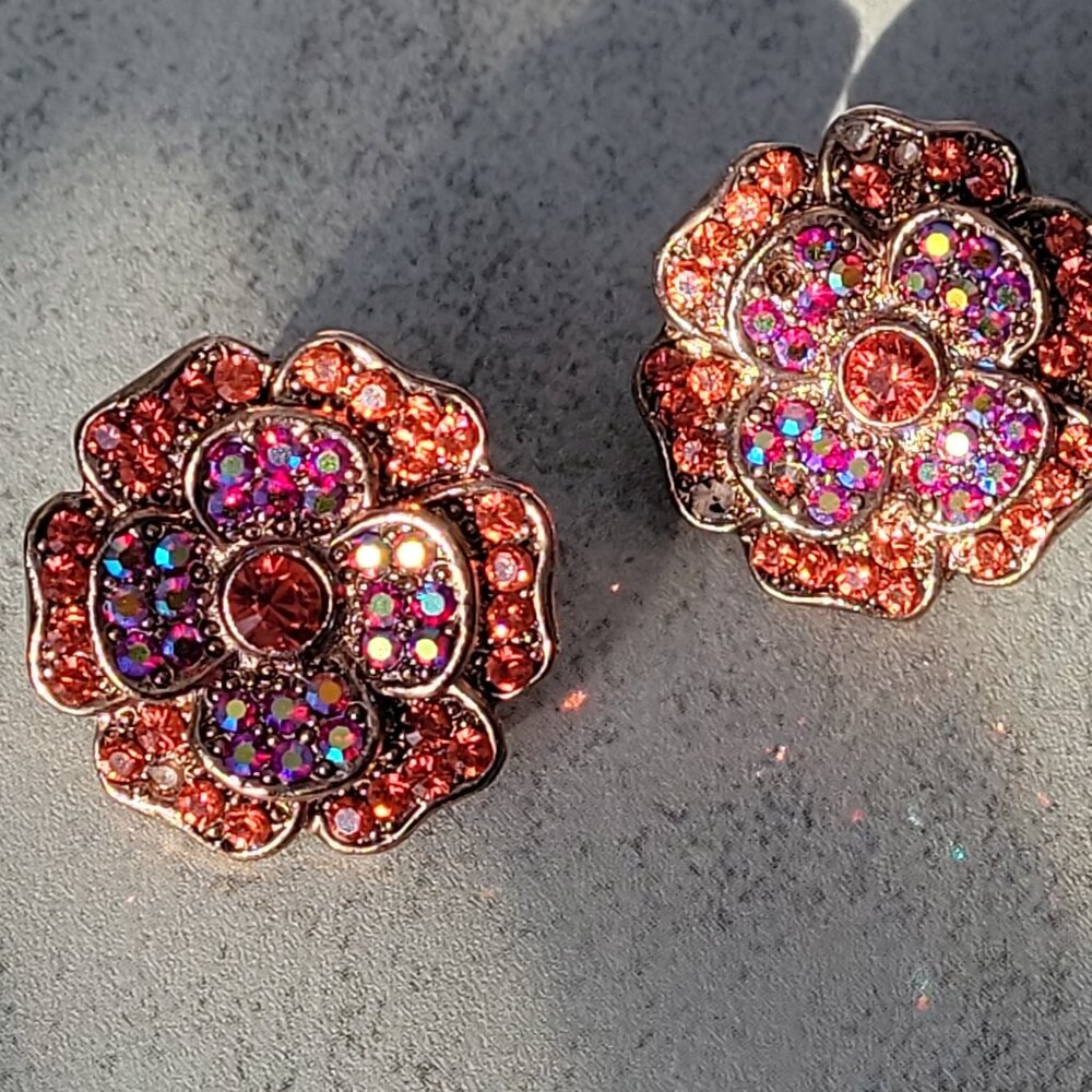 Vintage 1980s Floral Clip-On Earrings with Colorful Sparkling Rhinestones - Picture 3 of 7